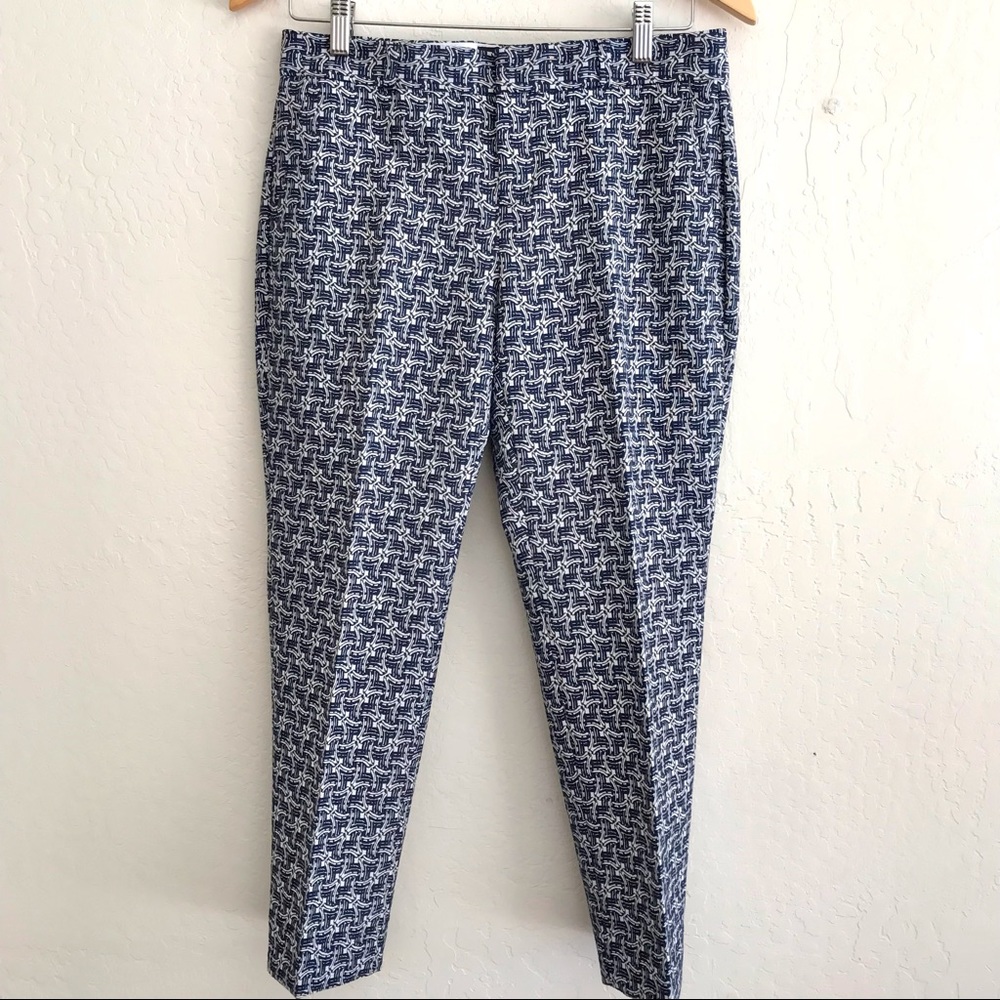 Banana Republic Factory Avery Pant Art Deco Print in Navy & White 2P